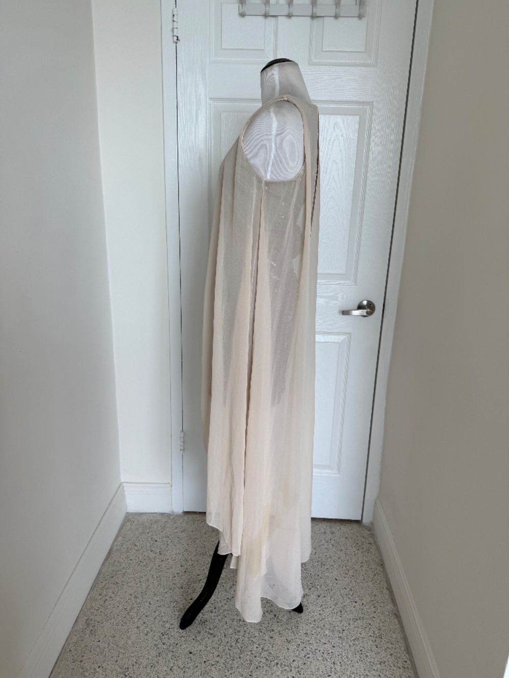BEBE Champagne Sequin Chiffon Overlay Dress Size Small Wedding Guest Cocktail Fo - Picture 4 of 9